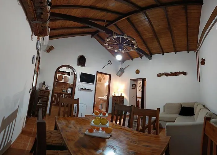 Arcos Del Laurel Moya (Gran Canaria)