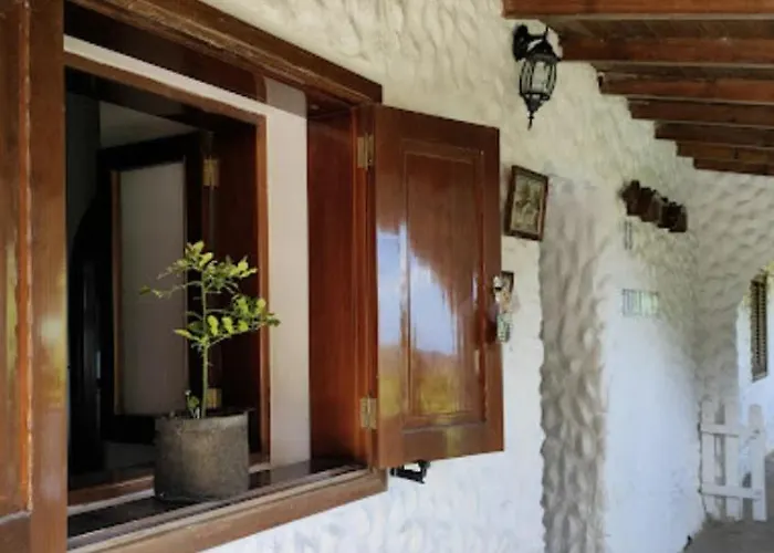 Arcos Del Laurel *